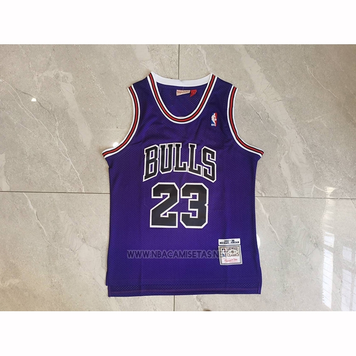 Camiseta Chicago Bulls Michael Jordan NO 23 Mitchell & Ness 1997-98 Violeta